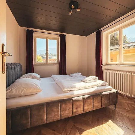 Dora Petit Hotel 3*