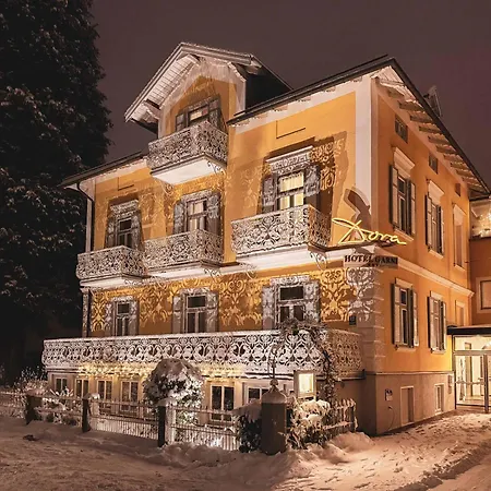 Hotel Dora Petit 3*