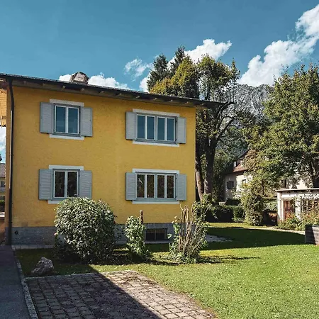 Dora Petit Hotel 3*