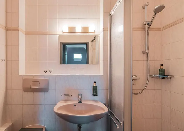 Dora Petit Hotel