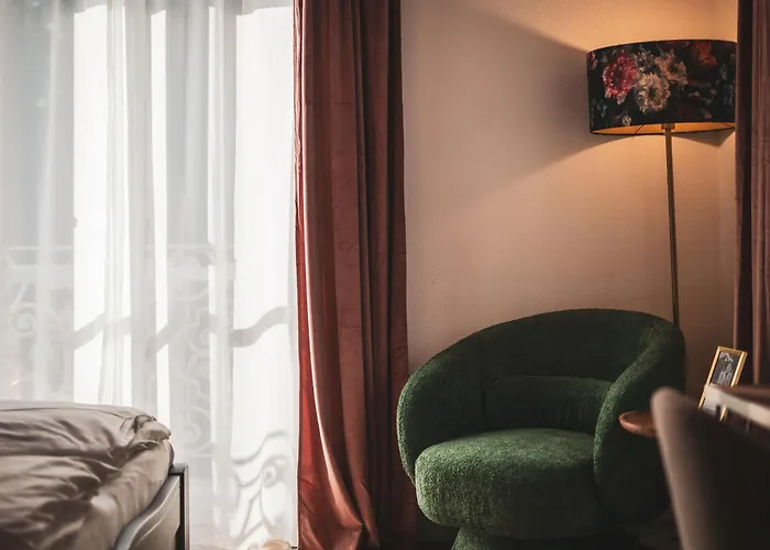 Hotel Dora Petit 3*